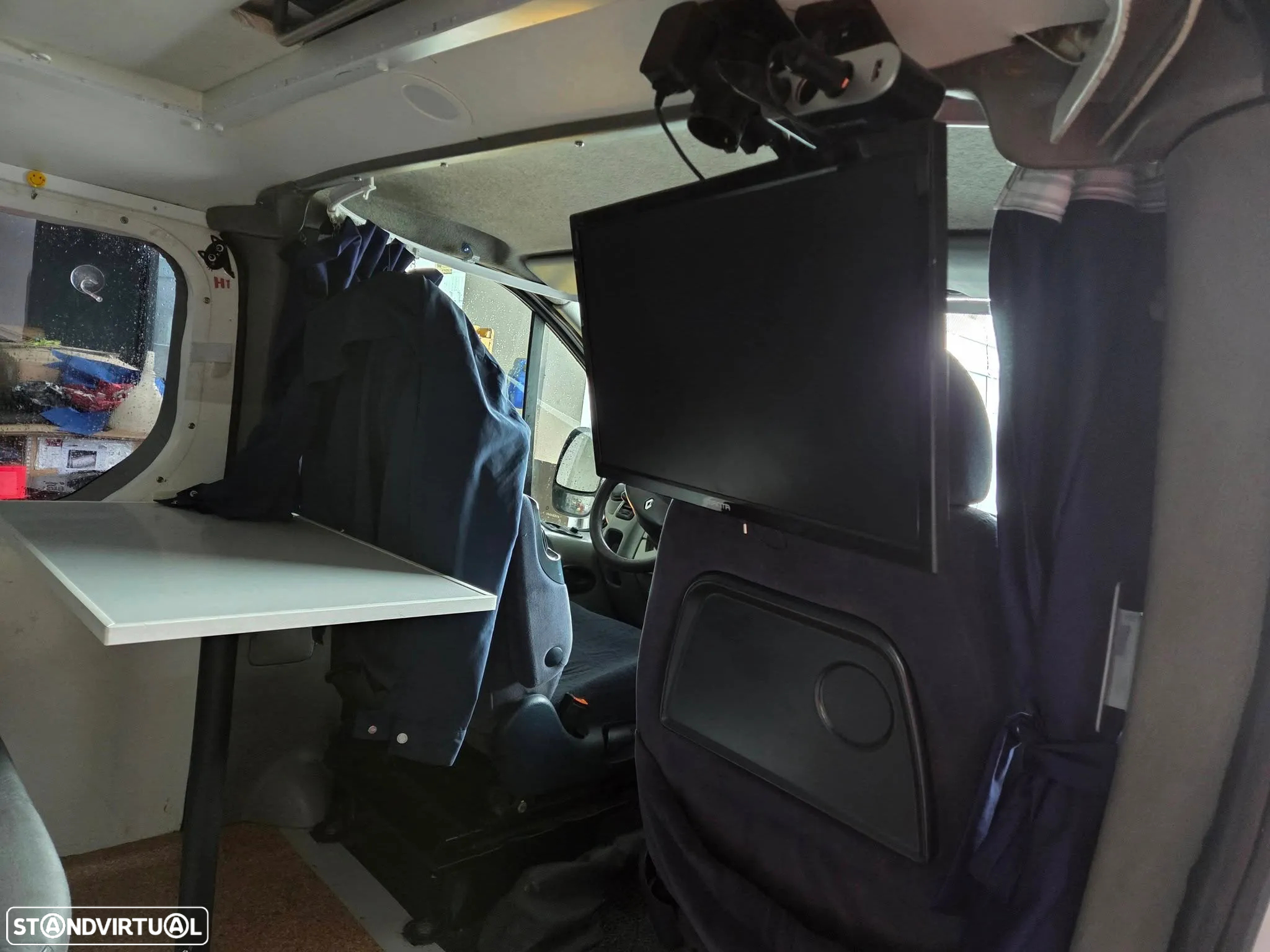 Renault Trafic AUTOCARAVANA - 7