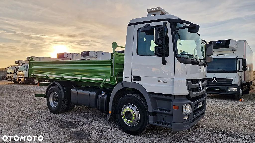 Mercedes-Benz Actros 1832 v6 Kiper wywrotka 4x2 Klima zaczep blokada - 1