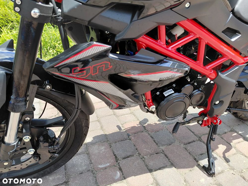 Benelli BN 125 - 14
