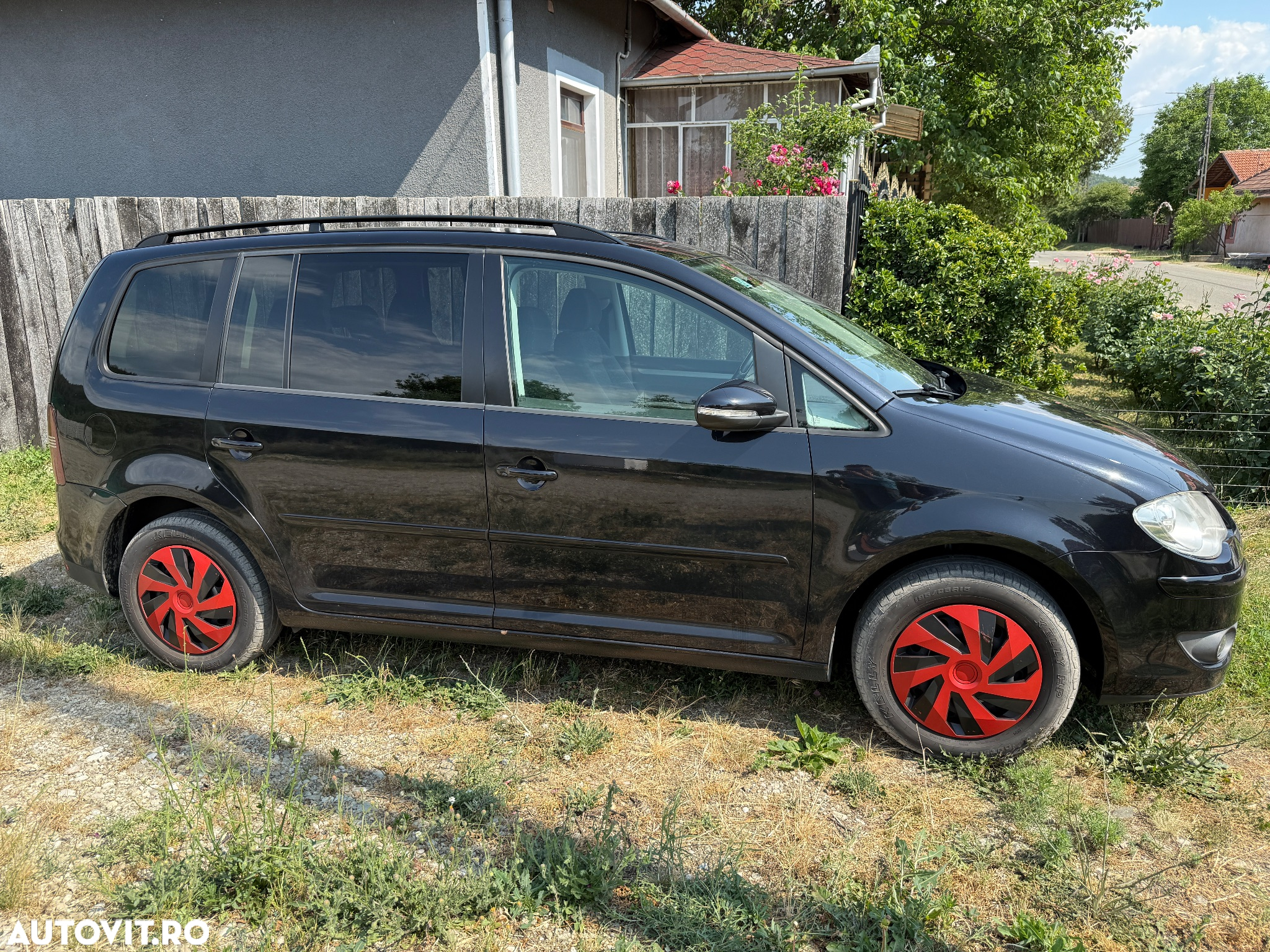 Volkswagen Touran 1.9 TDI Conceptline - 3