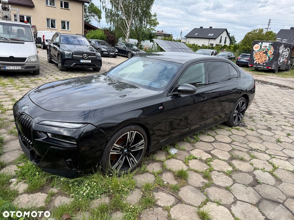 BMW Seria 7 740d xDrive mHEV sport - 9