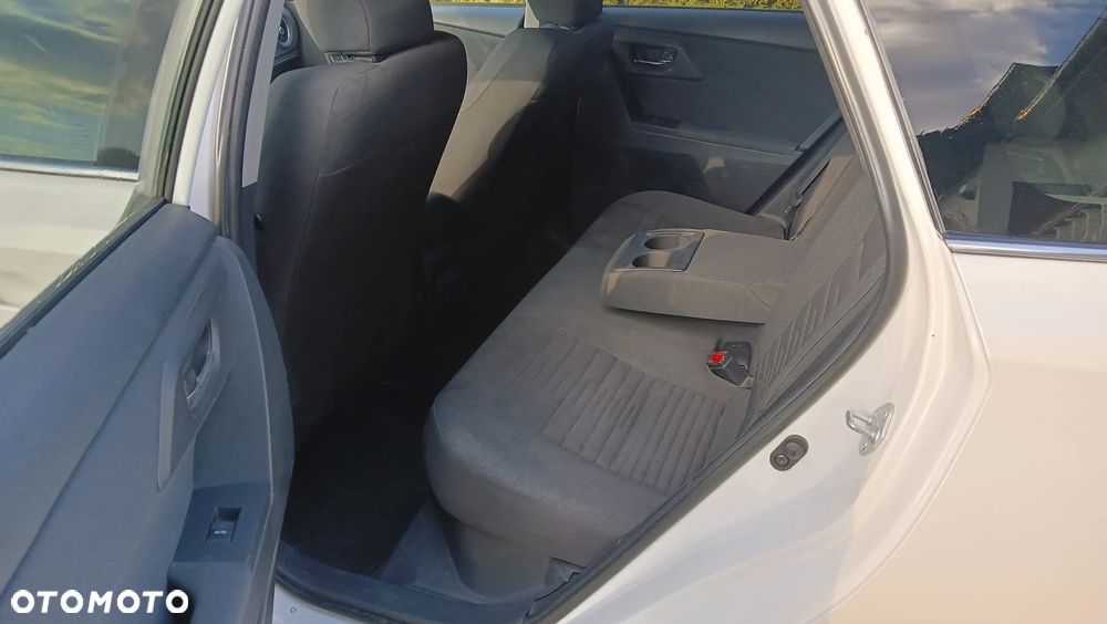 Toyota Auris - 10