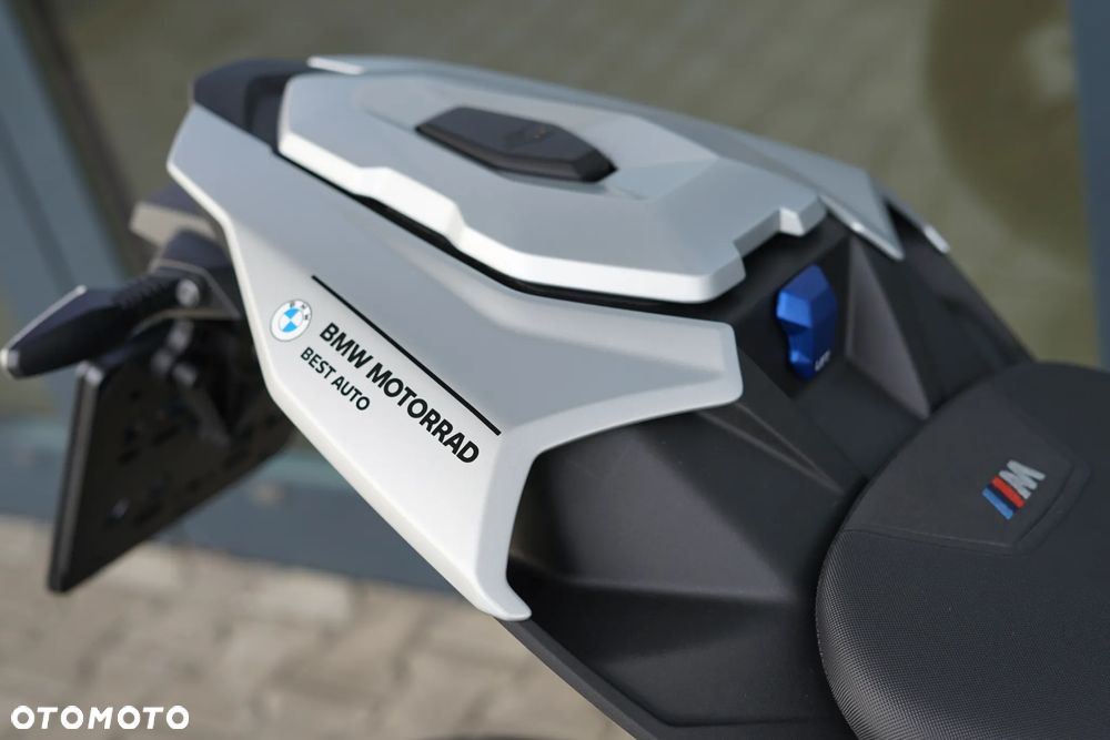 BMW S - 21