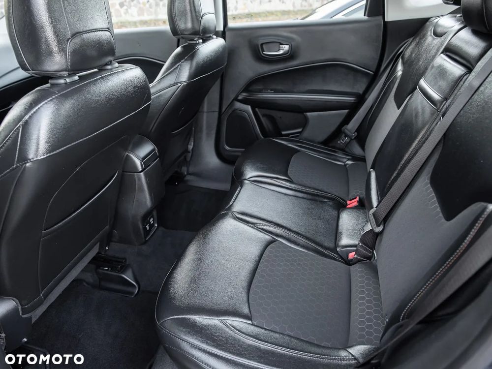 Jeep Compass 1.4 MultiAir Longitude - 25