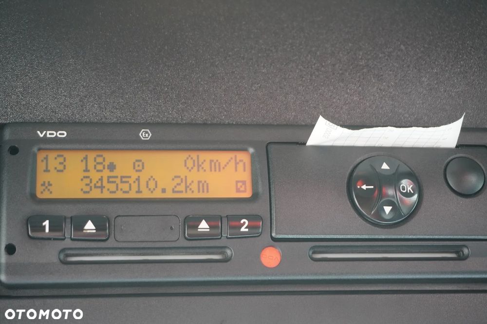 Mercedes-Benz Antos 2540 / Burtowy 15 EPAL / HDS Fassi F165 / 6.1 t / Zasięg 8 m / pilot / rotator / 1600 MTH / oś skrętna - 27