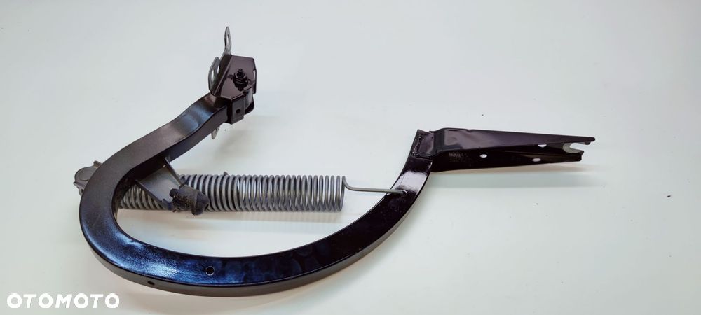 ZAWIAS KLAPY PRAWY TYŁ AUDI A4 B9 SEADN 8W5827306A - 2