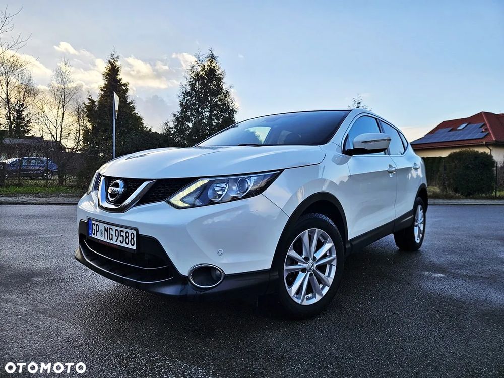 Nissan Qashqai 1.2 DIG-T N-Connecta - 1