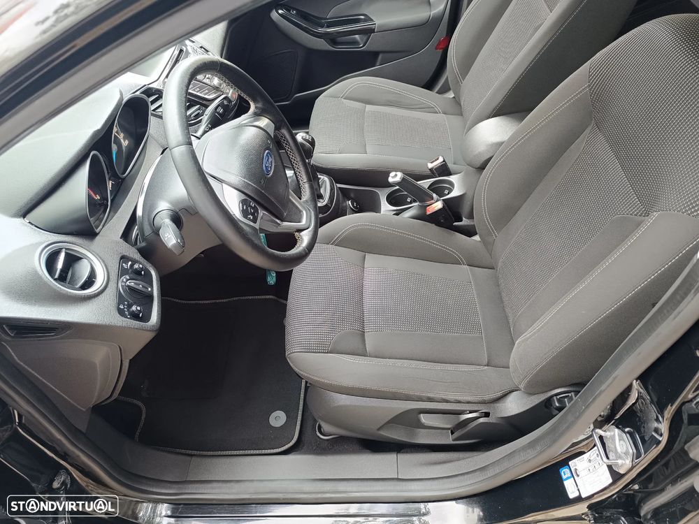 Ford Fiesta 1.5 TDCi Titanium - 9