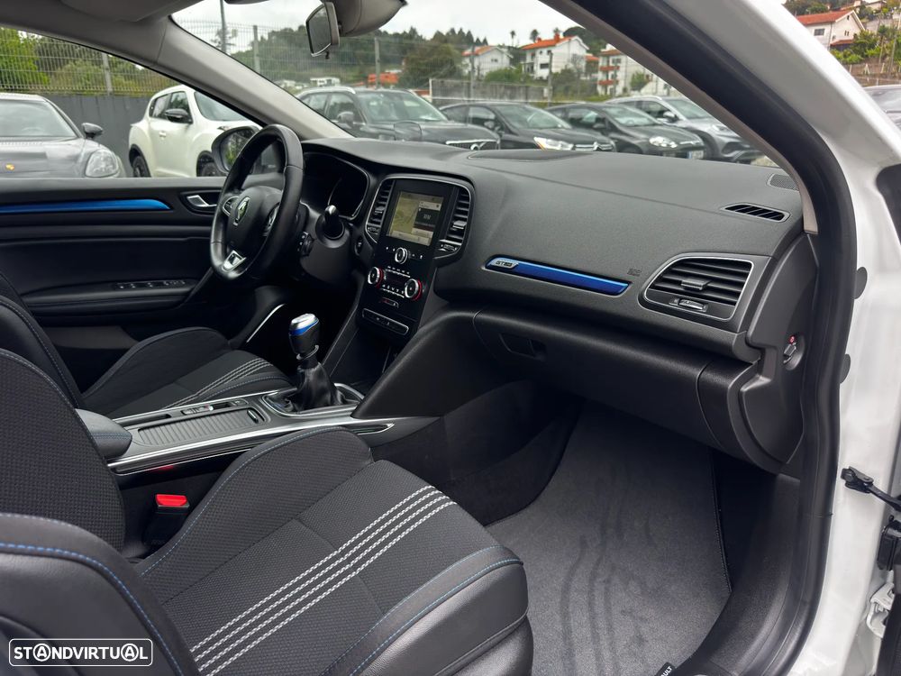 Renault Mégane Sport Tourer 1.5 Blue dCi GT Line - 33