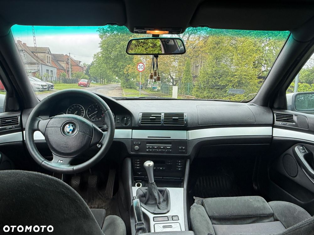 BMW Seria 5 523i - 9