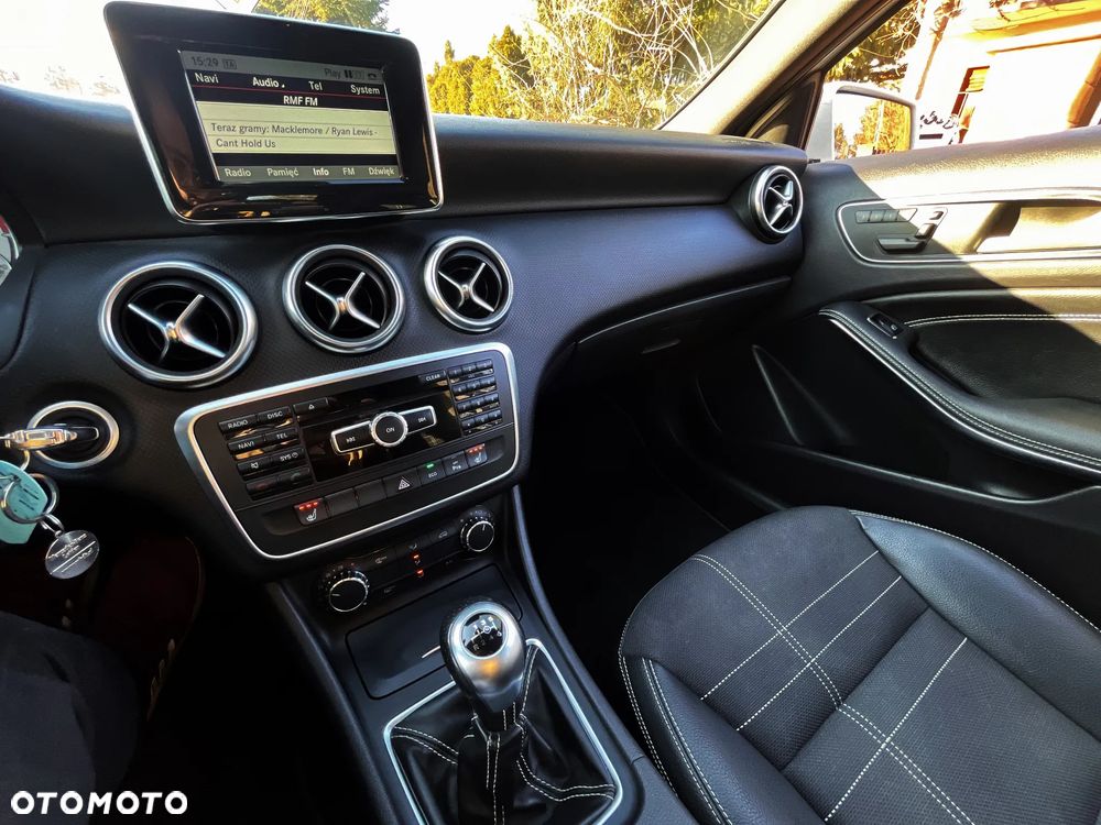 Mercedes-Benz Klasa A 180 BlueEfficiency Edition Style - 23