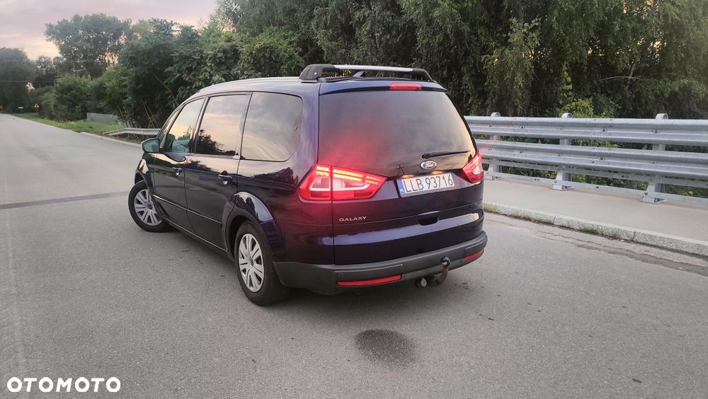 Ford Galaxy - 5