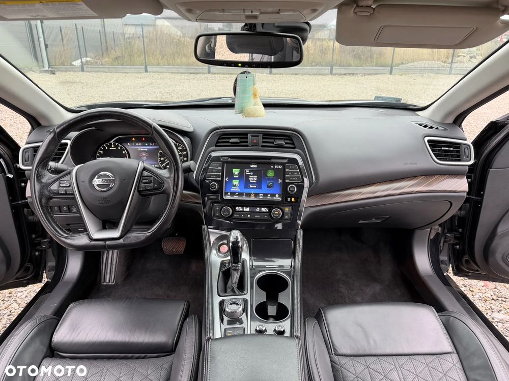 Nissan Maxima 3.5 S - 6
