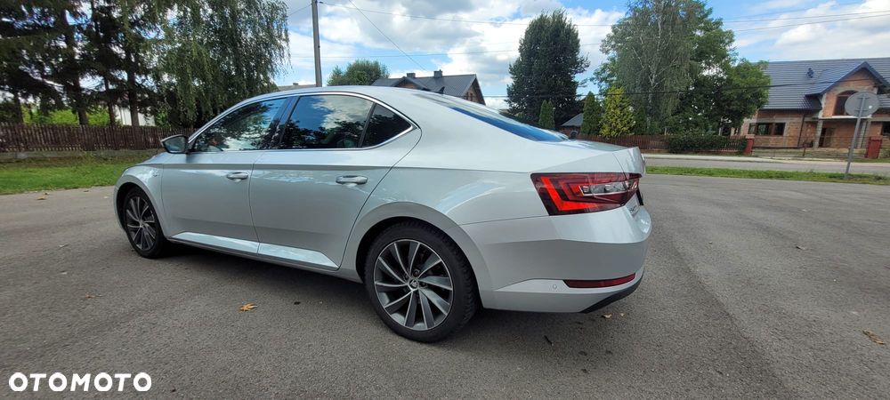 Skoda Superb 2.0 TDI 4x4 DSG L&K - 8