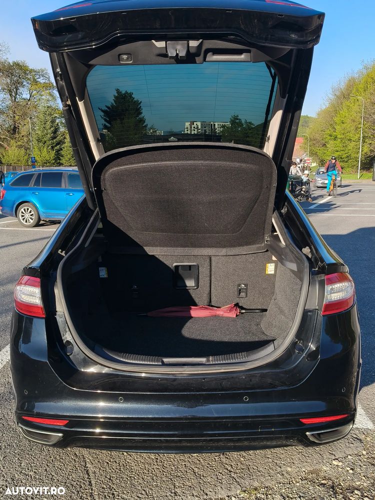 Ford Mondeo 2.0 TDCI PowerShift Titanium - 6