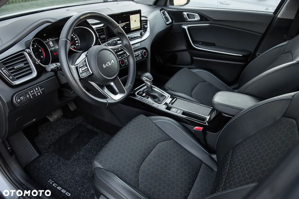 Kia XCeed 1.6 CRDi DCT7 SPIRIT - 15