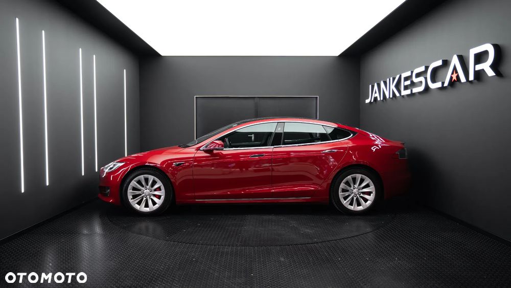 Tesla Model S Performance - 4