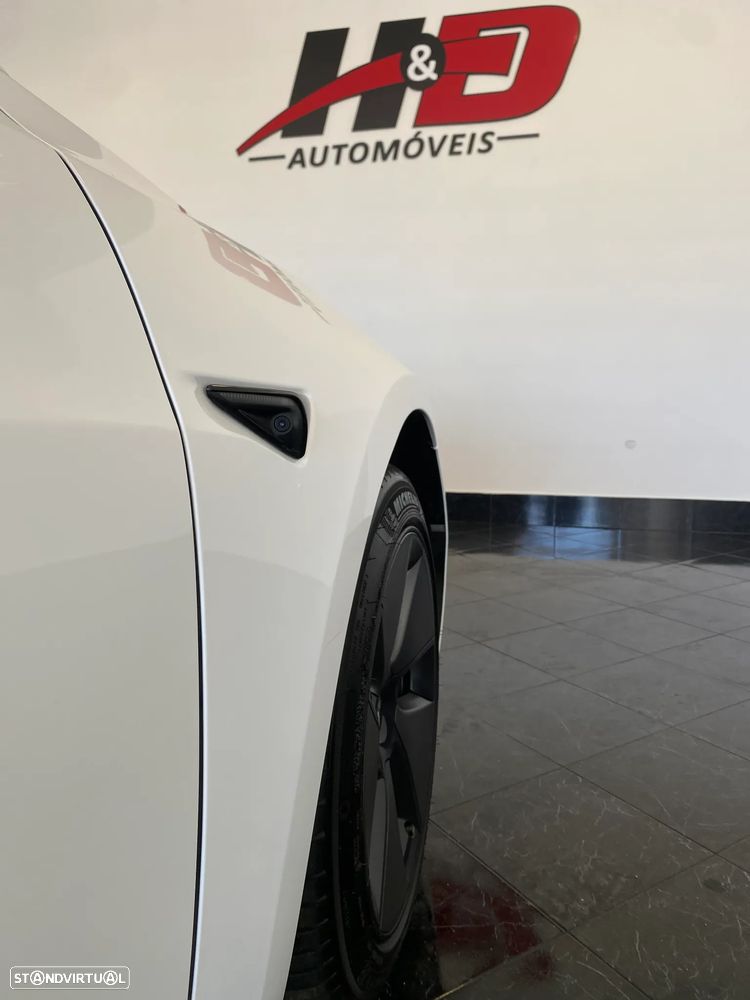Tesla Model 3 Long Range Tração Traseira - 46