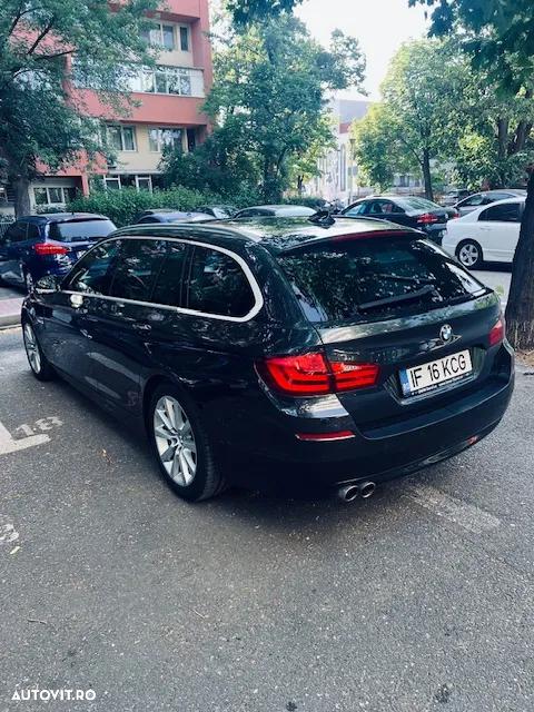 BMW Seria 5 520d - 2