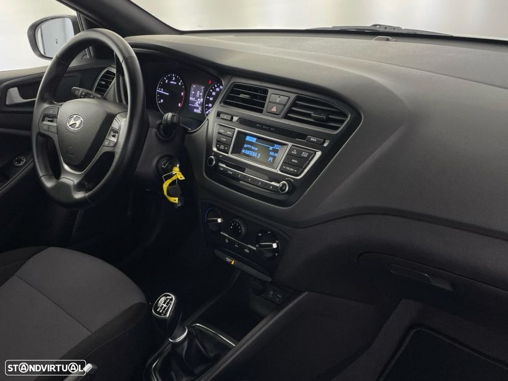 Hyundai i20 1.1 CRDi Access - 23