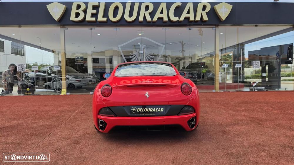 Ferrari California - 10