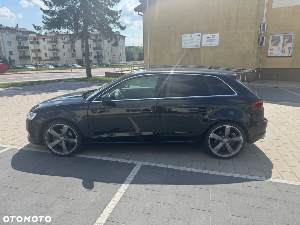 Audi A3 Sportback 2.0 TDI (clean diesel) quattro S tronic Ambiente - 4