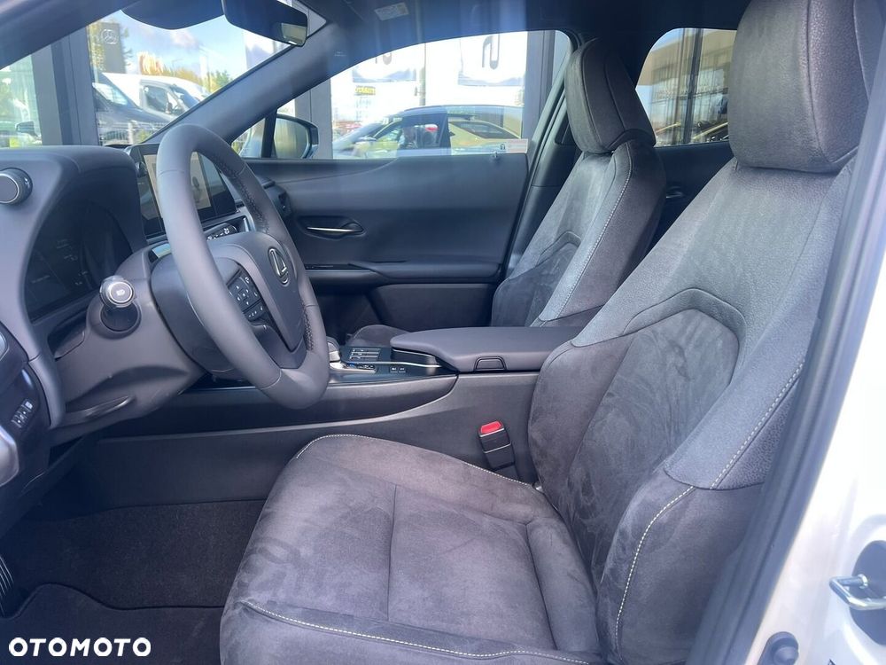 Lexus UX 300h Business - 9