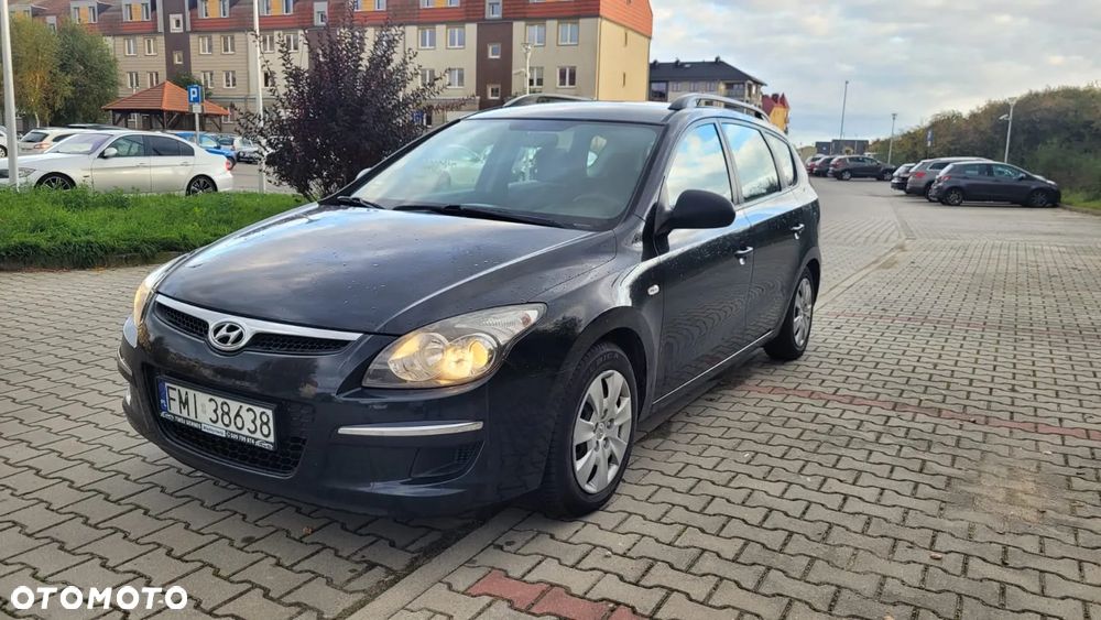 Hyundai i30 i30cw 1.6 Edition Plus - 1