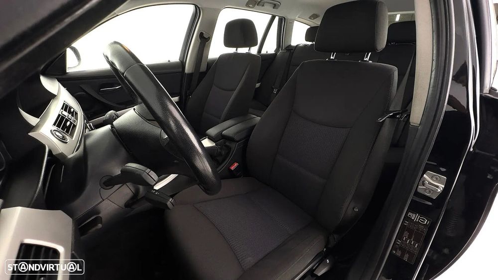 BMW 318 d Navigation - 26