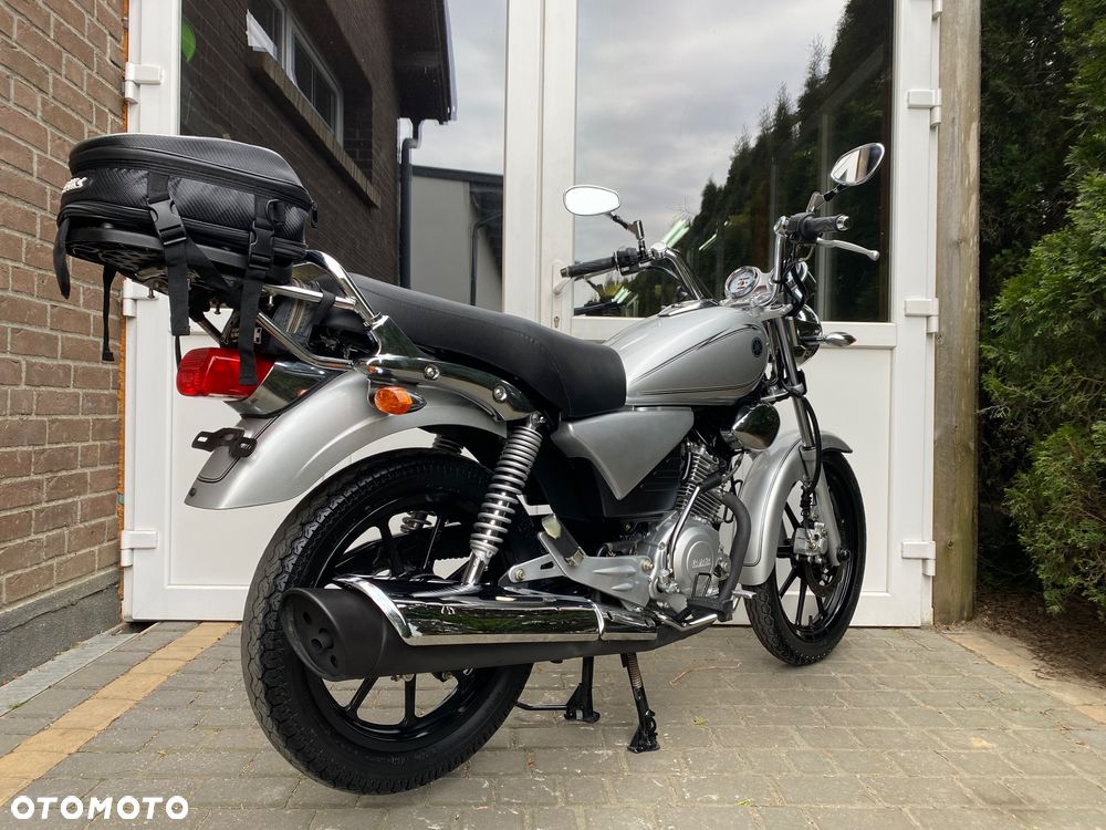 Yamaha YBR - 5