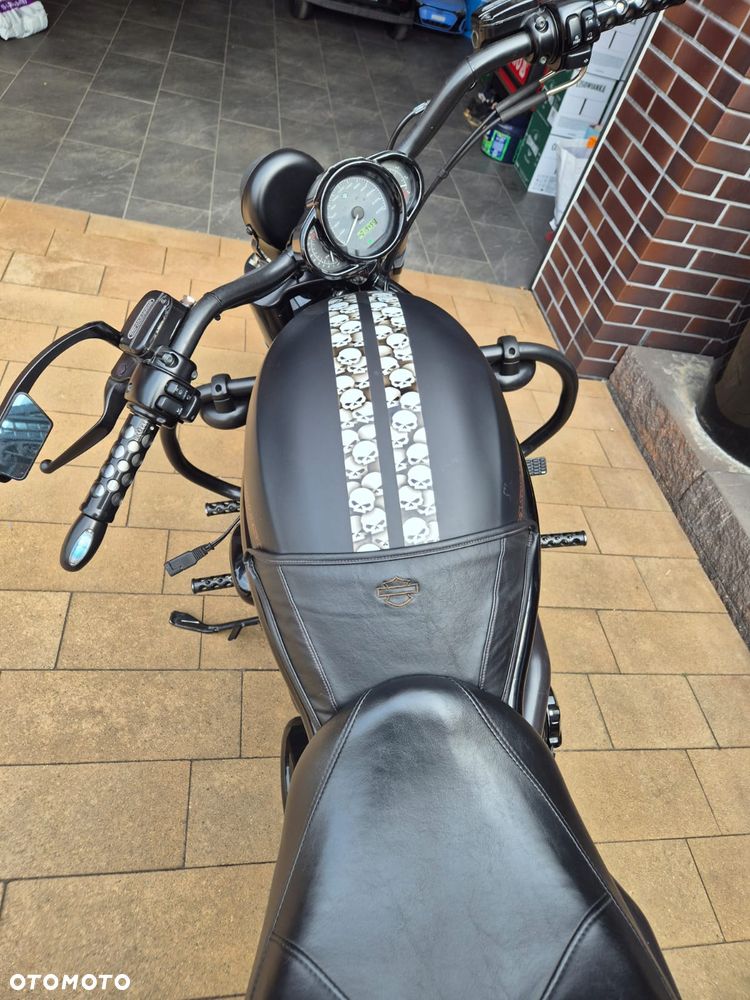 Harley-Davidson V-Rod Night Rod - 2