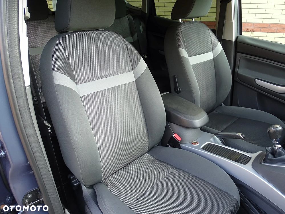 Ford Kuga 2.0 TDCi 2x4 Champions Edition - 19