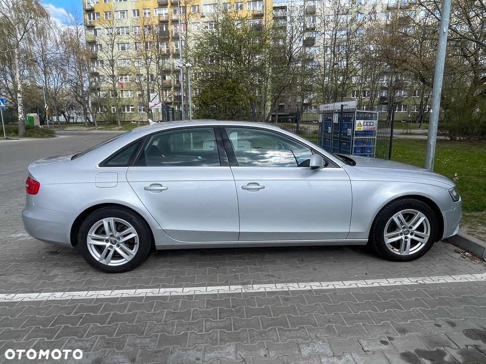 Audi A4 Limousine 2.0 TDI DPF clean diesel multitronic Attraction - 3