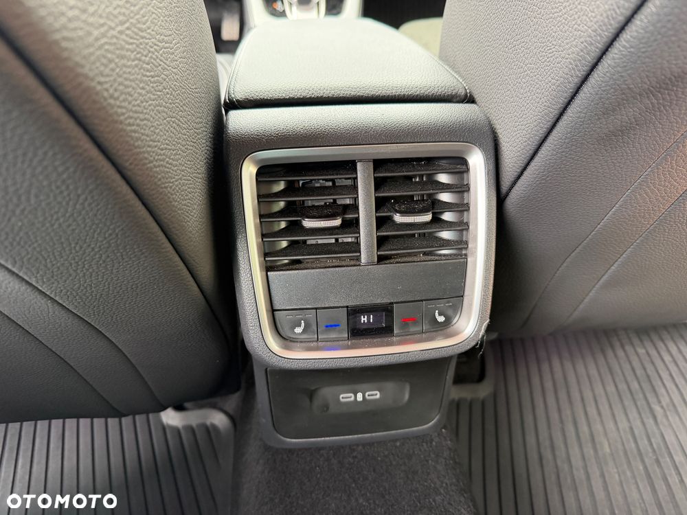 Skoda Octavia ver-1-5-tsi-mhev-business-dsg - 31