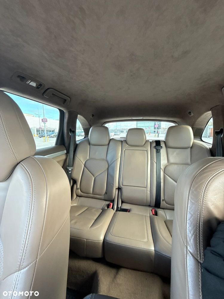 Porsche Cayenne GTS - 33