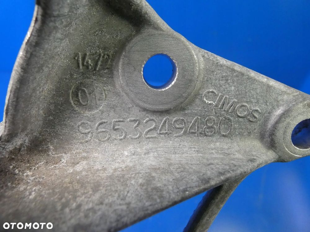 Volvo V40 II V60 S60 1.6 D2 ŁAPA MOCOWANIE ALTERNATORA - 2