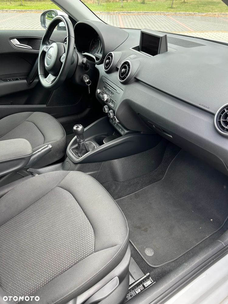 Audi A1 Sportback 1.2 TFSI Attraction - 17