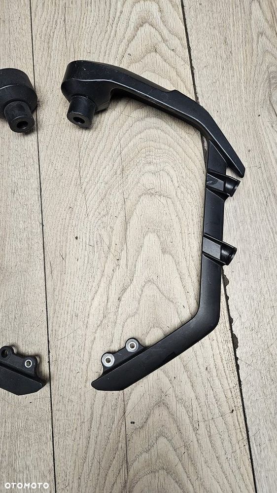 Mocowania handbarów osłon dłoni Yamaha MT-09 Tracer / FJ-09 - 2
