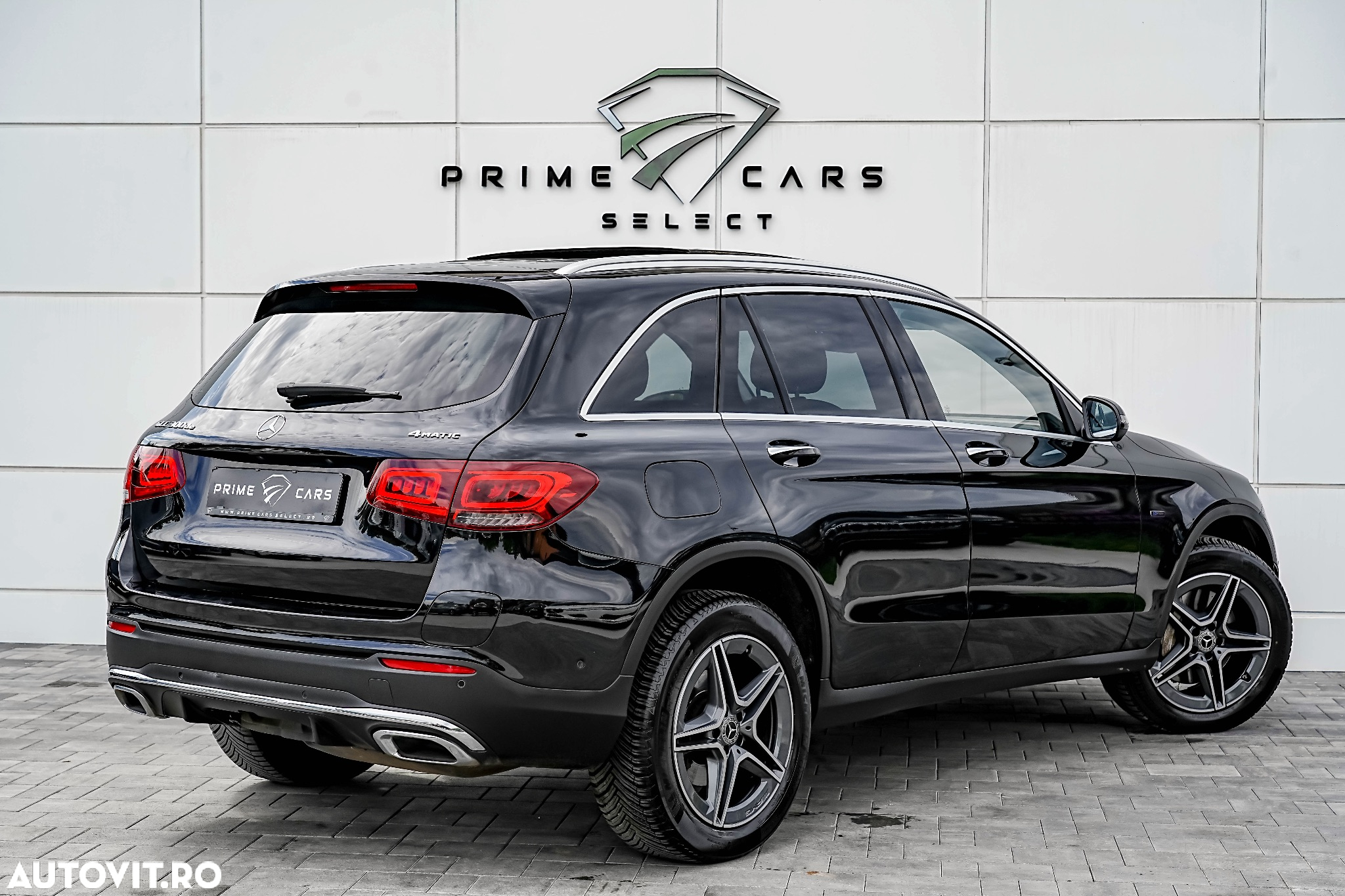 Mercedes-Benz GLC 300 de 4Matic 9G-TRONIC AMG Line Plus - 4