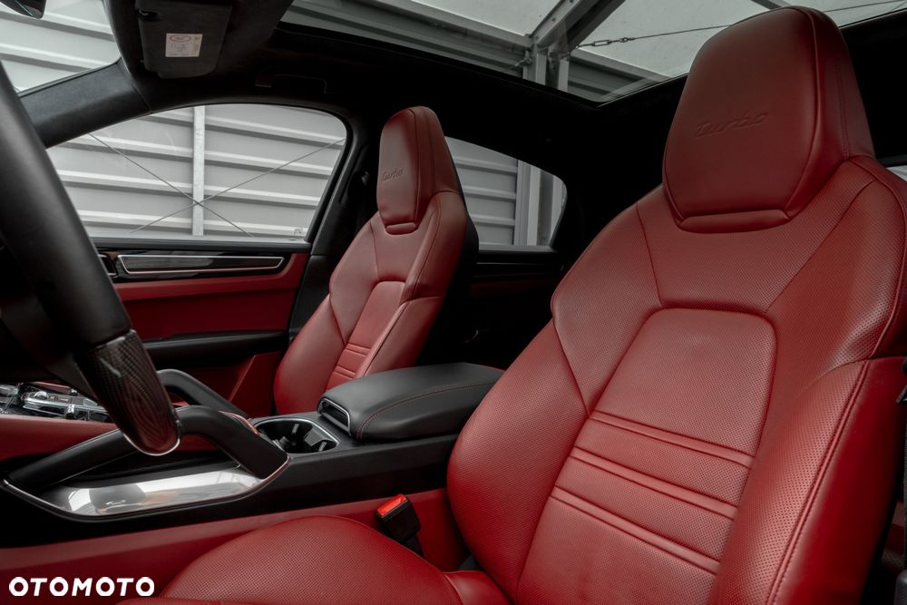 Porsche Cayenne - 30