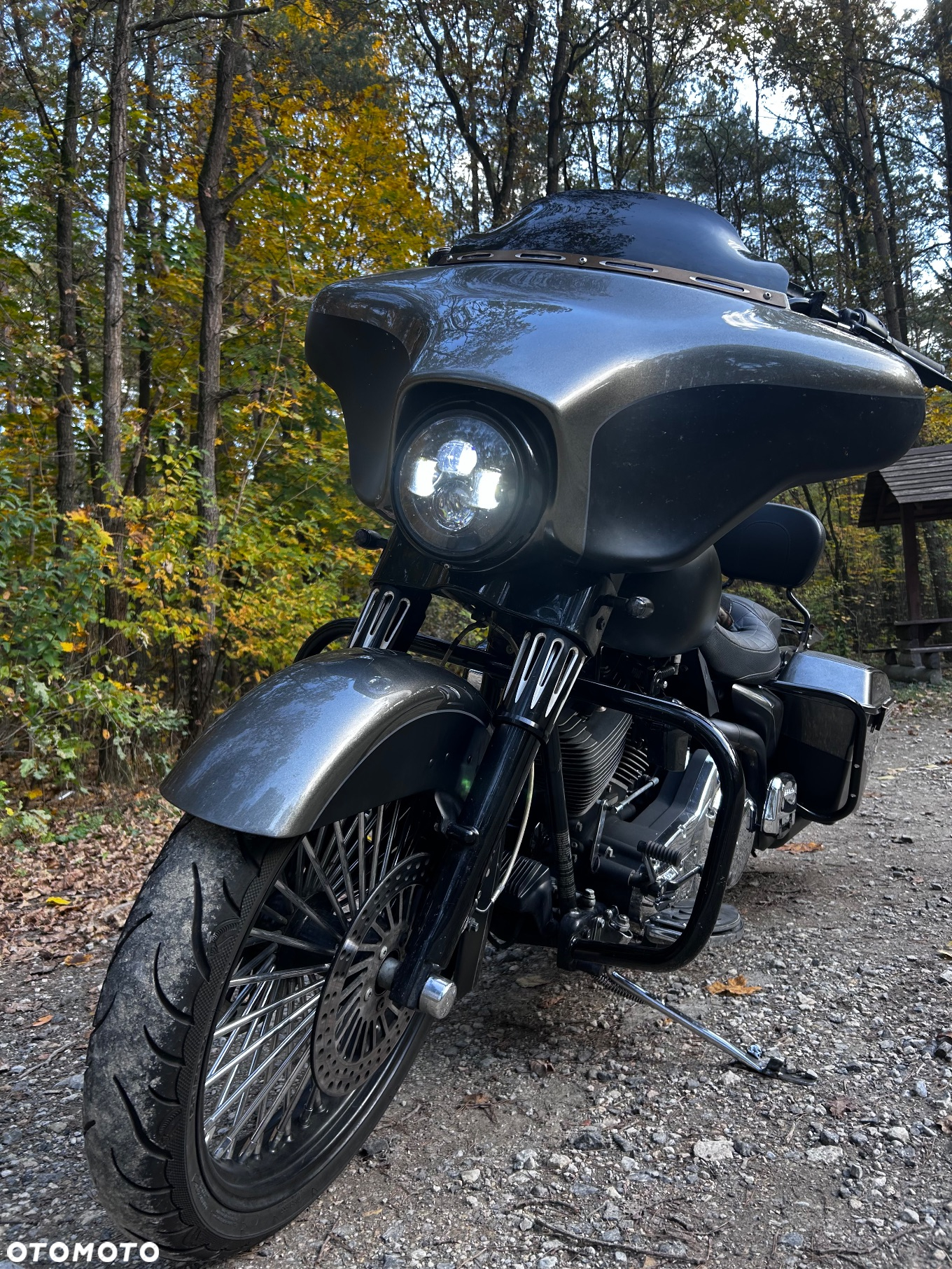 Harley-Davidson FLH Electra Glide - 4