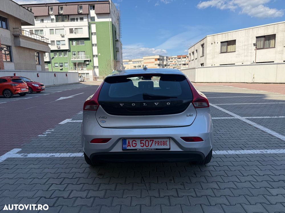 Volvo V40 D2 - 12