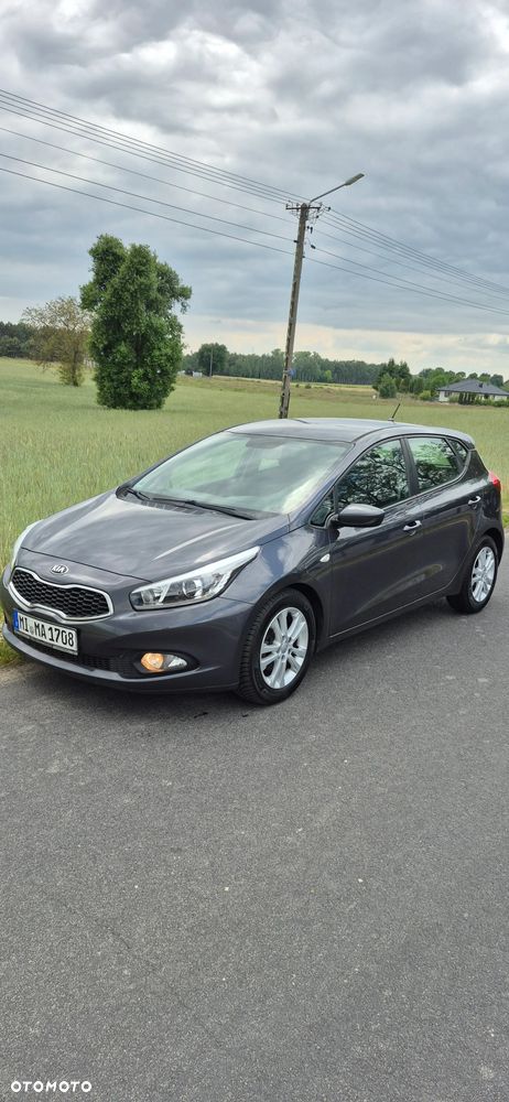 Kia Ceed 1.4 L - 3