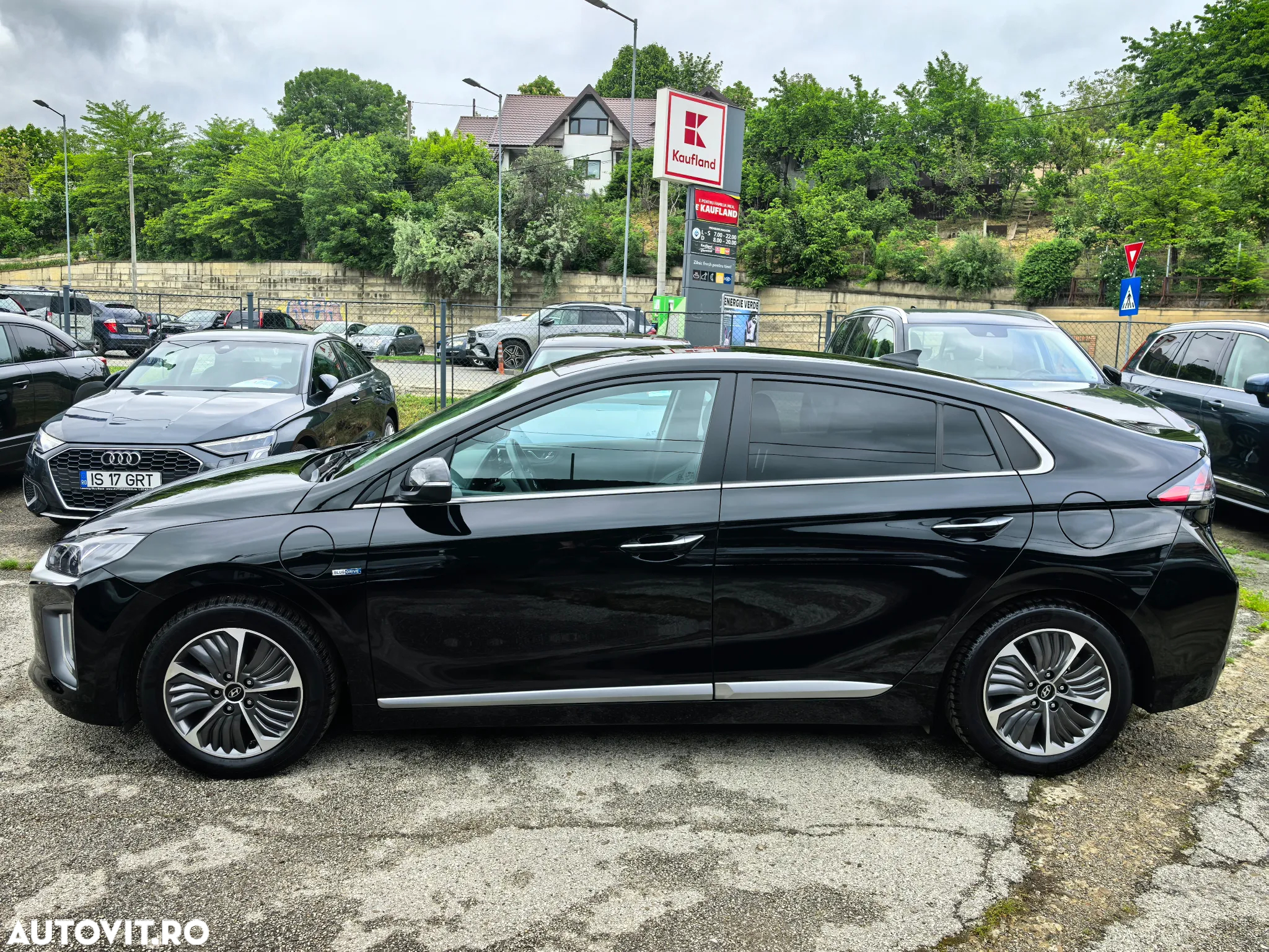 Hyundai IONIQ Plug-in-Hybrid 1.6 GDI Premium - 11