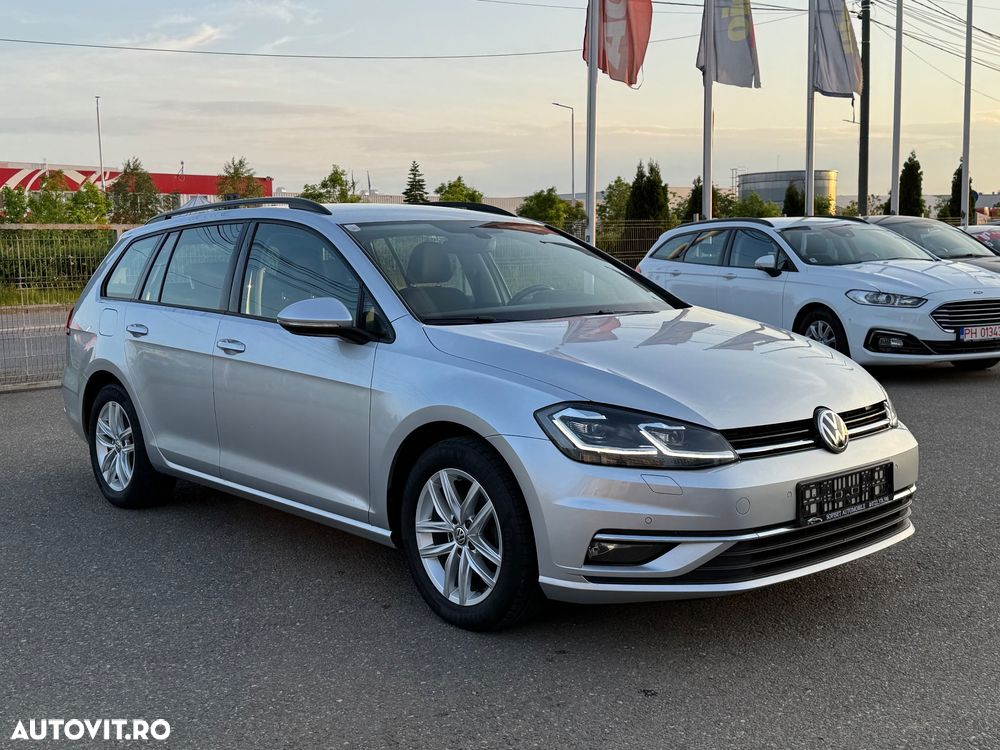 Volkswagen Golf 2.0 TDI SCR DSG Comfortline - 3