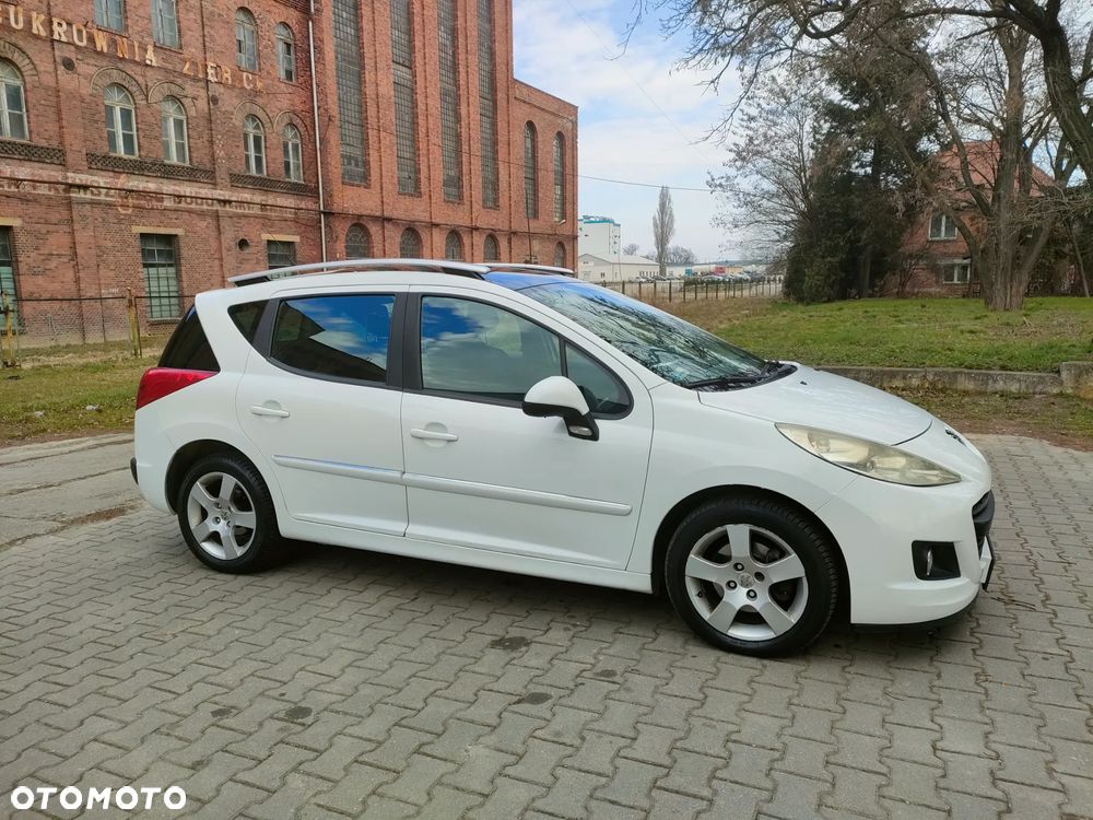 Peugeot 207 1.6 HDi Tendance - 1