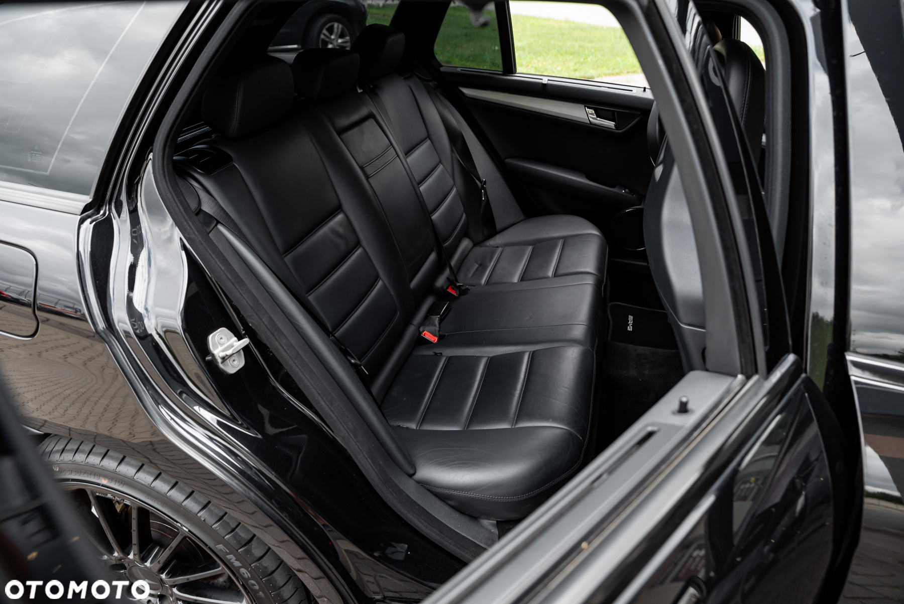 Mercedes-Benz Klasa C 63 AMG T 7G-TRONIC SPORT EDITION - 7