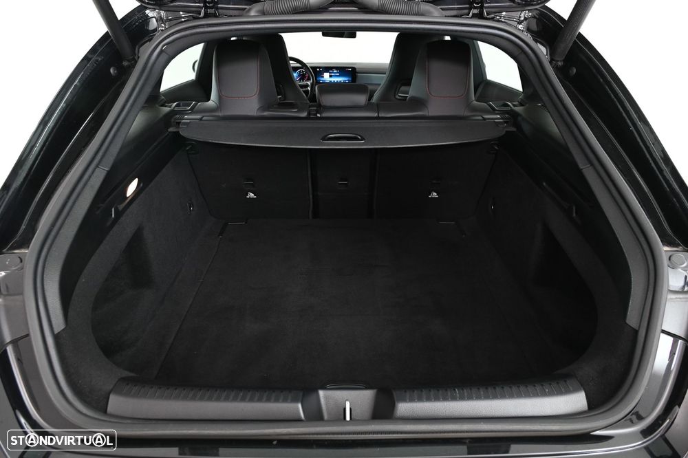 Mercedes-Benz CLA 200 d Shooting Brake AMG Line Aut. - 9