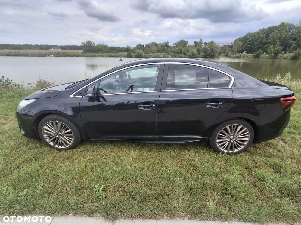 Toyota Avensis 1.8 Premium - 7