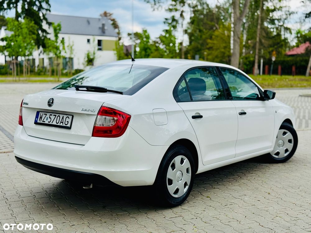 Skoda RAPID 1.2 TSI Edition Green tec - 15